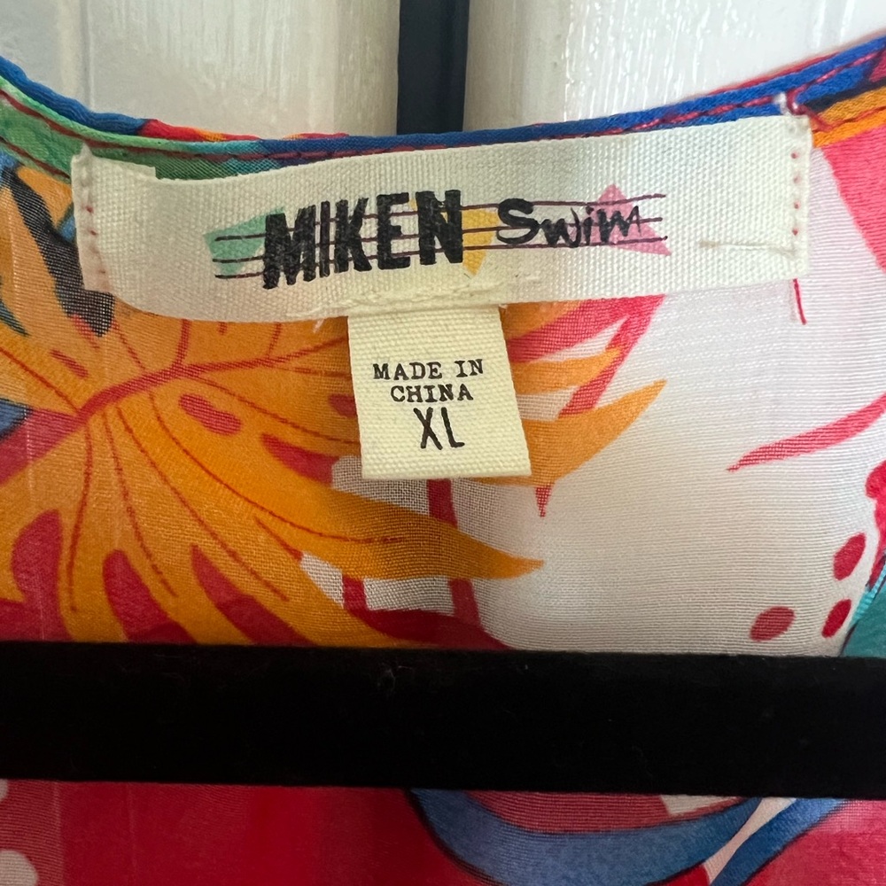 Miken Vibrant  floral swim cover up.NWOT - Picture 3 of 4